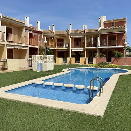 Acogedora Casa A 100m De La Playa * أوروبيسا ذيل مار
